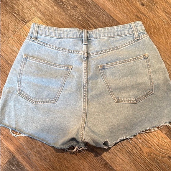 Blue Jean Shorts with Asymmetrical Patchwork and Frayed Hem Wild Fable High rise - Picture 2 of 4